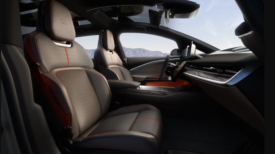 لوسید گراویتی X